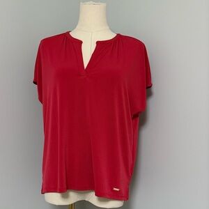Tahari Red Blouse Size Medium V-Neck Short Sleeve Top Career Workwear